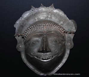 Smiling Bhuta Mask (Piece IBW050, Image 3677)